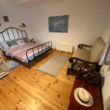 Uri Koma Vendeghaz Holiday home